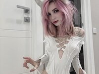 pink loving russian of model photo 15