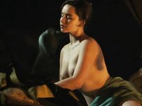 emilia clarke leaked pics photo 17