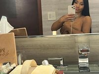 cardi b leaked pics photo 12