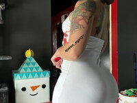 queen egirl27 onlyfans album photo 39