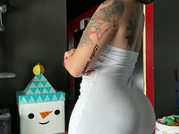 queen egirl27 onlyfans album photo 52