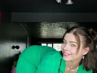 queen egirl27 onlyfans album photo 70