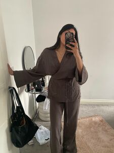 Rich Businessman girlfriend nude photo 1