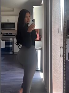 Nicole McNair milf photo 24