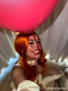 Valkyrae cosplay pics as Pennywise photo 2