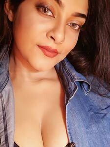 Chandrika Desai photo 25