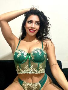 Full photo 9