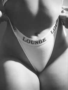 Super cute KillTony comedian Leyla Ingalls go follow and show some love! photo 63