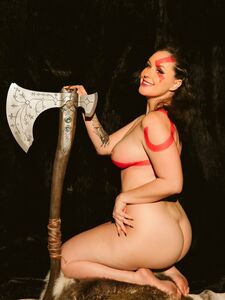 Meg Turney Nude With Axe Onlyfans Set Leaked photo 28