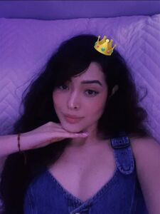 Hot Colombian Hoe w a Fat Bubble Butt photo 2