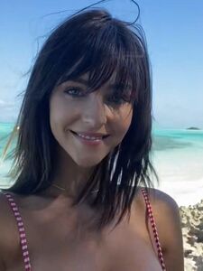 Rachel Cook Nude Outdoor Beach BTS Video Leaked photo 1