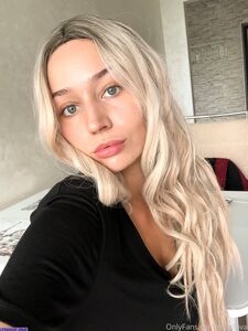 Emanovak exclusive onlyfans leaked nudes photo 97