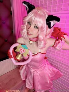Belle Delphine Ichigo Momomiya Cosplay Pussy Spread Onlyfans Album photo 9