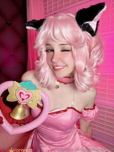 Belle Delphine Ichigo Momomiya Cosplay Pussy Spread Onlyfans Album photo 12