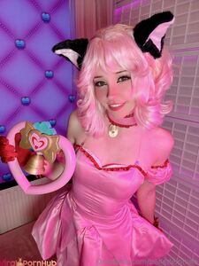 Belle Delphine Ichigo Momomiya Cosplay Pussy Spread Onlyfans Album photo 19