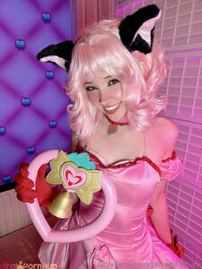 Belle Delphine Ichigo Momomiya Cosplay Pussy Spread Onlyfans Album photo 22