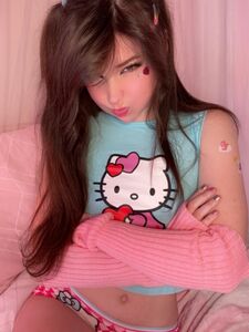 Belle Delphine Hello Kitty full pussy leaks photo 23