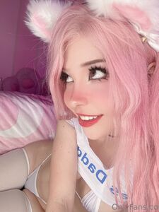 Belle Delphine Yes Daddy Shirt Onlyfans Album photo 3