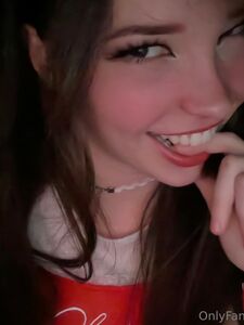 Belle Delphine Cute Laptop Selfies Onlyfans Leaks Album photo 3