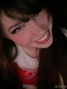 Belle Delphine Cute Laptop Selfies Onlyfans Leaks Album photo 34