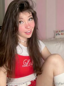Belle Delphine Cute Laptop Selfies Onlyfans Leaks Album photo 43