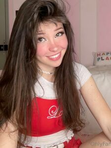 Belle Delphine Cute Laptop Selfies Onlyfans Leaks Album photo 44