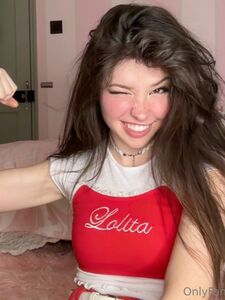 Belle Delphine Cute Laptop Selfies Onlyfans Leaks Album photo 53