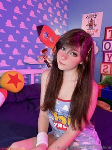 Belle Delphine Toy Story Pussy Spreading Leak Onlyfans Return Set photo 32