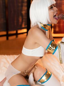 Sara photo 48