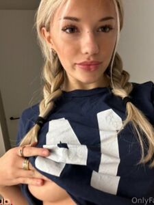 Breckie Hill Nude Boobs And Nipple Slips Latest Onlyfans Leaks Photos photo 68