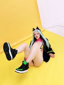 Lada Lyumos album set photo 36
