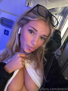 Breckie Hill onlyfans collection photo 24
