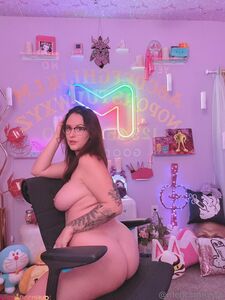 Meg Turney Candid Set Shot On Twitch Nude Boobs Out And Booty Spread Onlyfans Leaks Photos photo 6