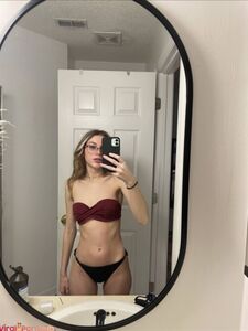 Zooe.moore Aka Goddesszooe Nude Boobs And Pussy Onlyfans Leaks Photos photo 6