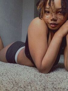 Cloudyxkinks Aka Ciarastormzxo Ebony Nude Pussy And Boobs Latest Onlyfans Leaks Photos photo 33