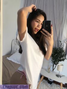 Isabelleharis exclusive onlyfans leaked nudes photo 8