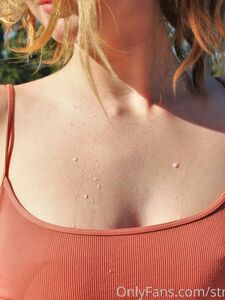 Strawberry_kisses99 exclusive onlyfans leaked nudes photo 59