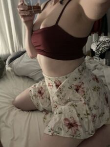 HUGE photo leak of early RoseThorneQOS photos photo 95