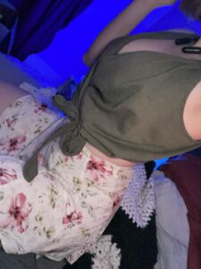 HUGE photo leak of early RoseThorneQOS photos photo 109
