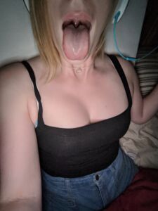 HUGE photo leak of early RoseThorneQOS photos photo 220