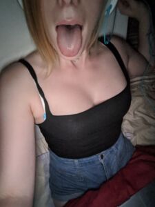 HUGE photo leak of early RoseThorneQOS photos photo 222