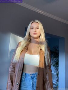 Kinsey Wolanski Onlyfans Latest Nude Photo Leaks photo 39