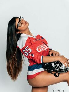 Mia Khalifa Sexy Hockey Jersey Photoshoot Set Leaked photo 3