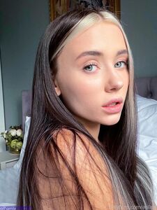 Arilaviee Onlyfans Latest Nude Photo Leaks photo 2