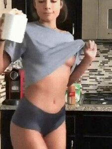 Sommer Ray Nip Slip photo 2