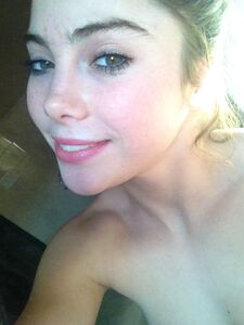McKayla Maroney Nude Leaks photo 2