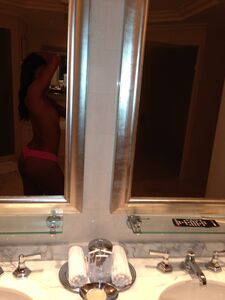 Actress Gabrielle Union Nude Photos Leaked photo 5