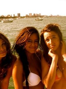Actress Chloe Bennett Bikini Outting Pics photo 12