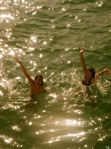 Actress Chloe Bennett Bikini Outting Pics photo 13