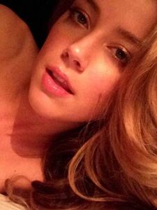 Sexy Amber Heard Nude Leaks photo 10